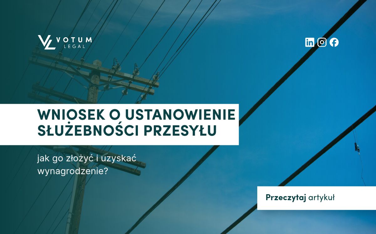 Linia średniego napięcia na błękitnym tle